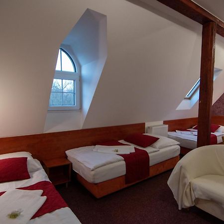 Hotel U Kaple Decin Exterior foto