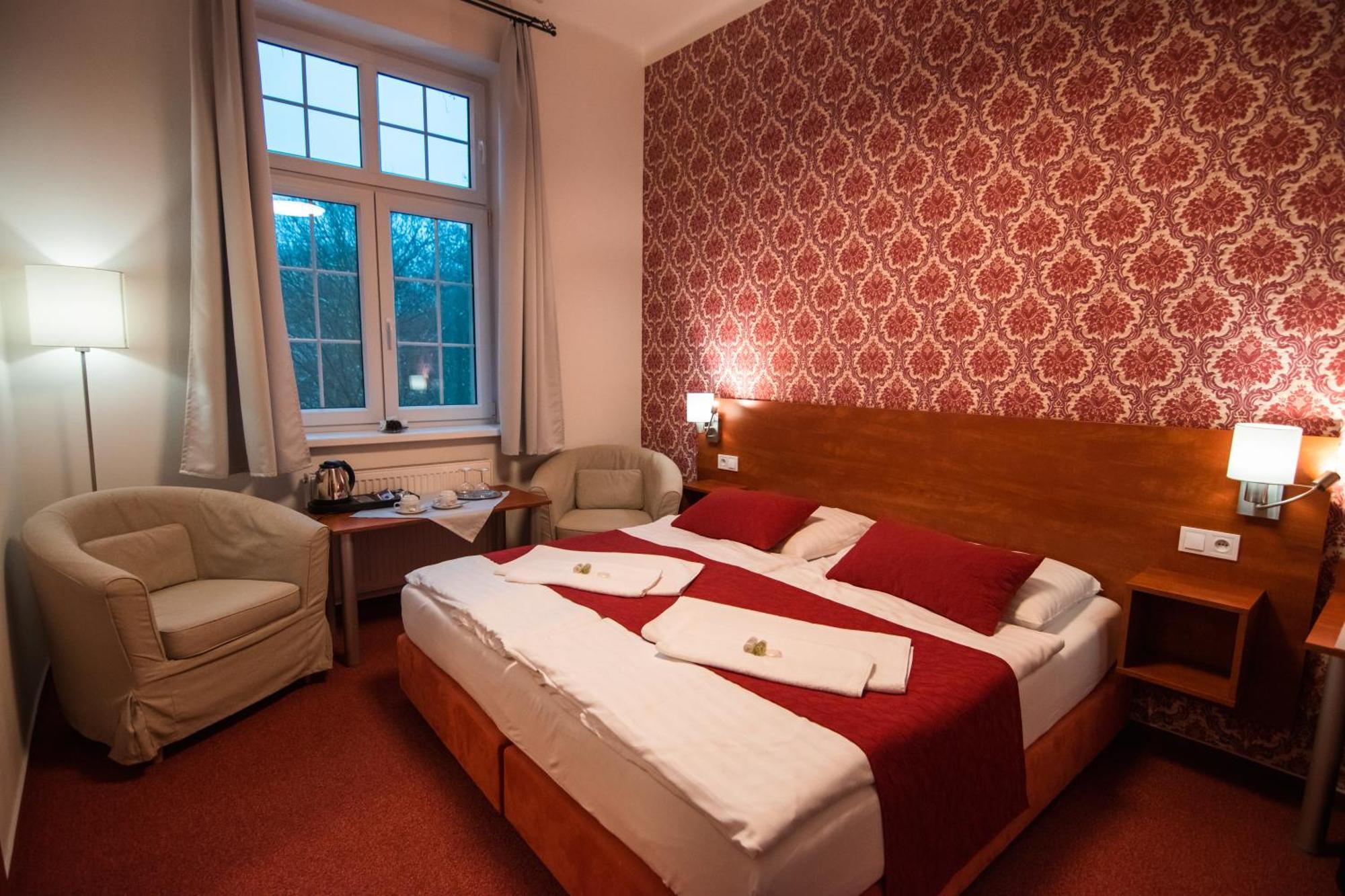 Hotel U Kaple Decin Exterior foto